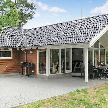 Beautiful Home In Koepingsvik With Kitchen Екстериор снимка