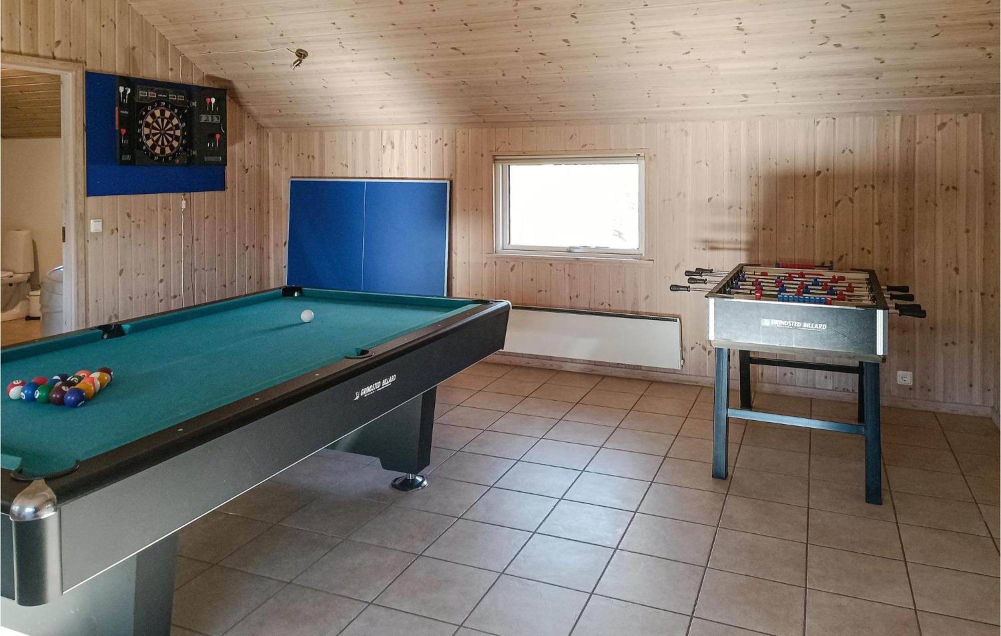 Beautiful Home In Koepingsvik With Kitchen Екстериор снимка