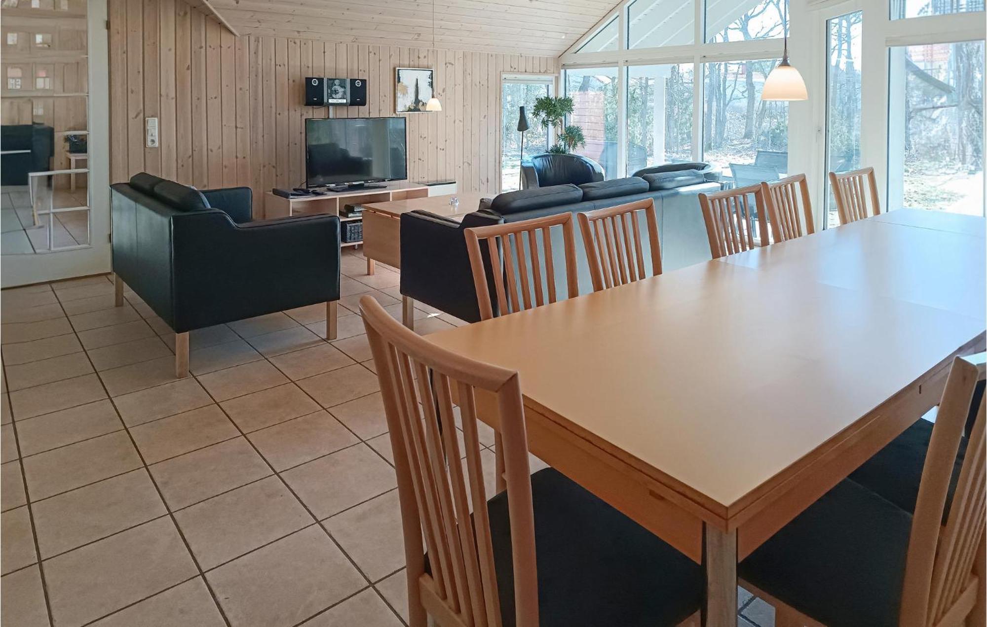 Beautiful Home In Koepingsvik With Kitchen Екстериор снимка