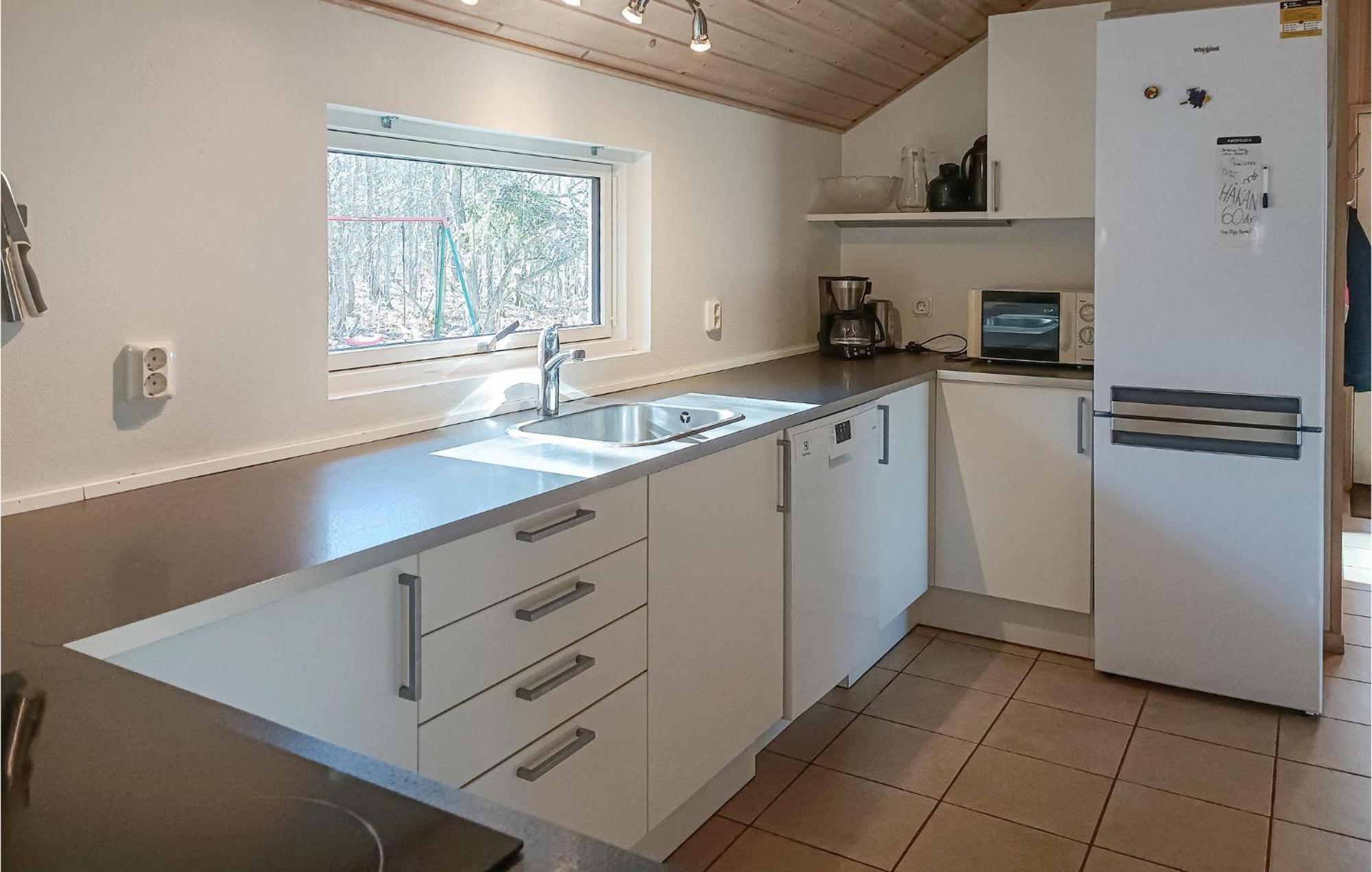 Beautiful Home In Koepingsvik With Kitchen Екстериор снимка